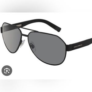 Authentic Dolce and Gabbana mirrored sunglasses with case